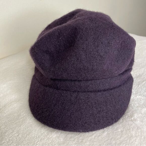 Saks Fifth Avenue Hat Newsboy Baseball Cap Wool Blend Timeless Design Purple - Picture 2 of 10